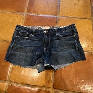Paige Peg Straight Cut Off Jean Shorts Size 31 Women’s